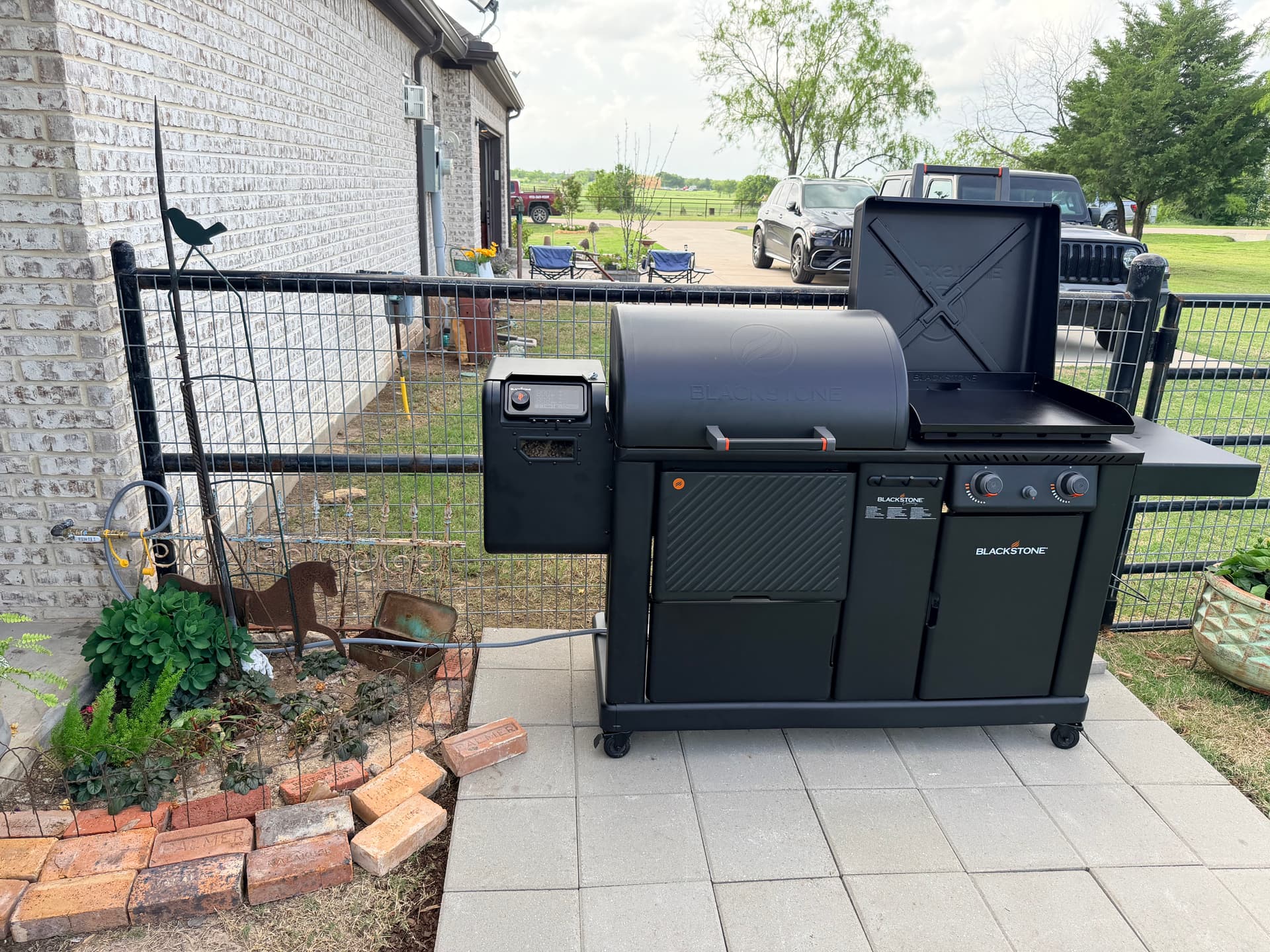 Gallery photos for Outdoor Gas Quick Connect Install for a Backyard Grill Setup: Image #1