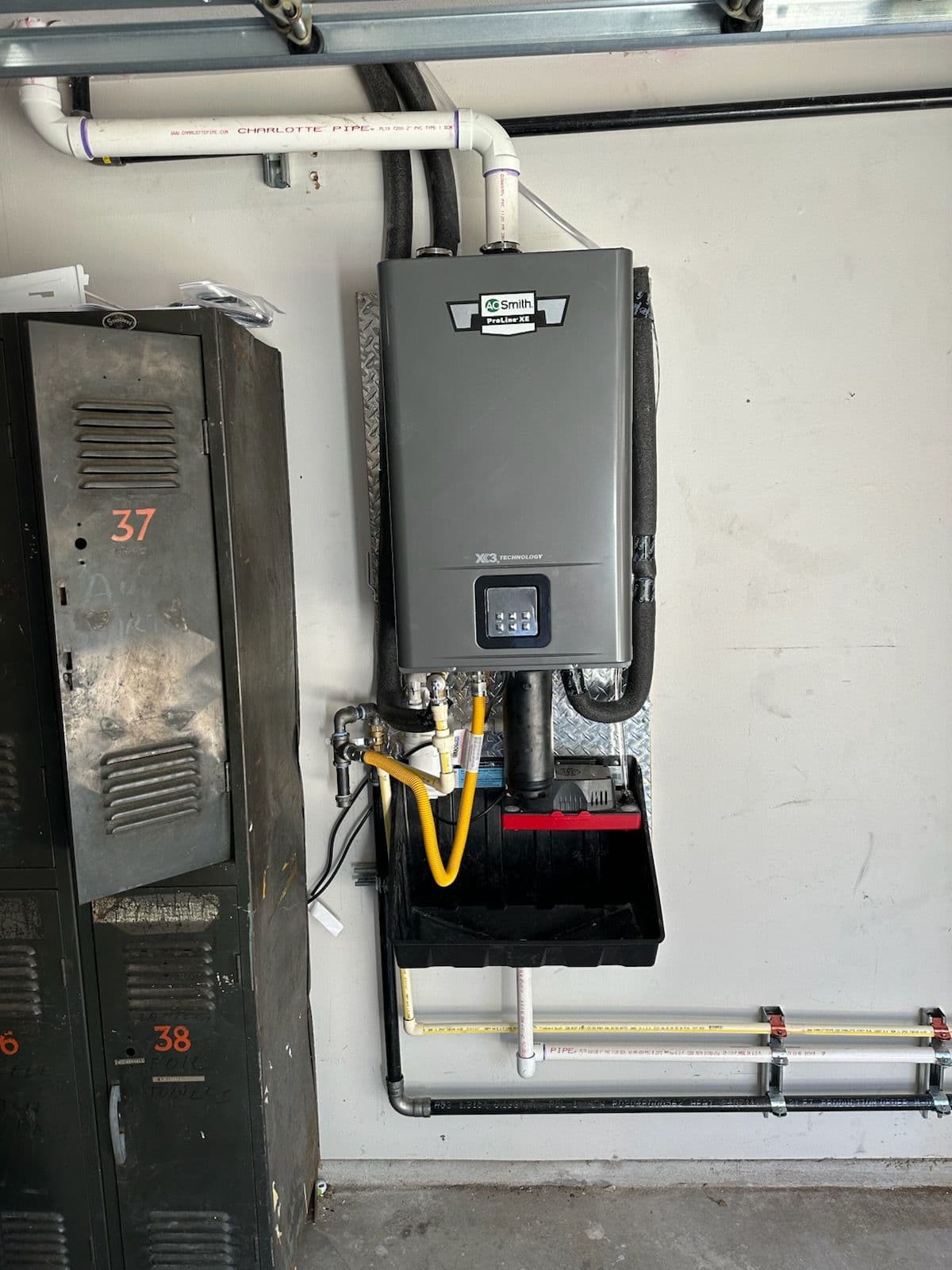 Efficient AO Smith ProLine XE Tankless Water Heater Installation image