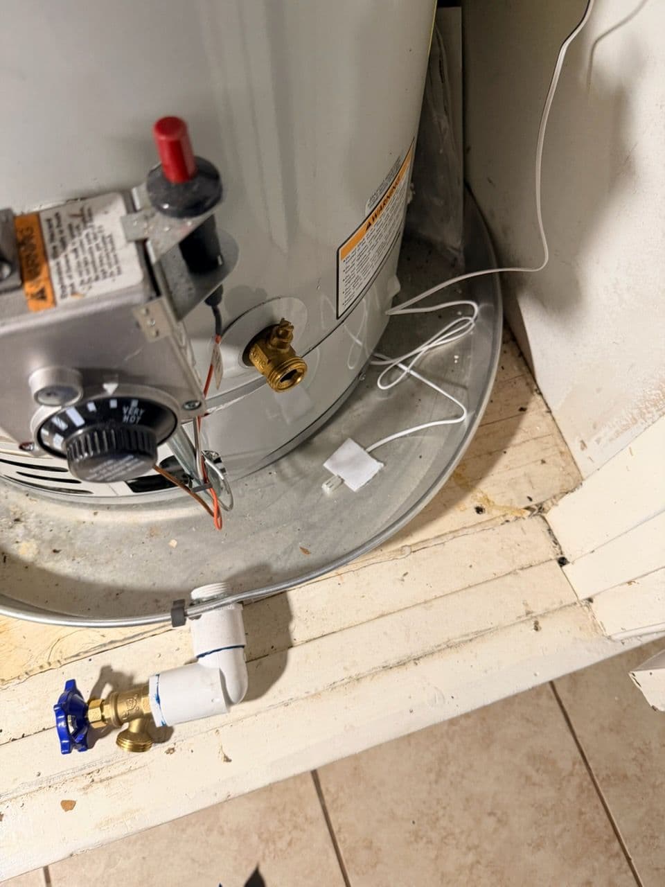 Flood Protection Installed on Water Heater in Rowlett image